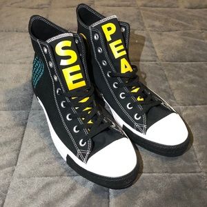 Converse -Men’s Chuck Taylor All Star “Seek Peace”